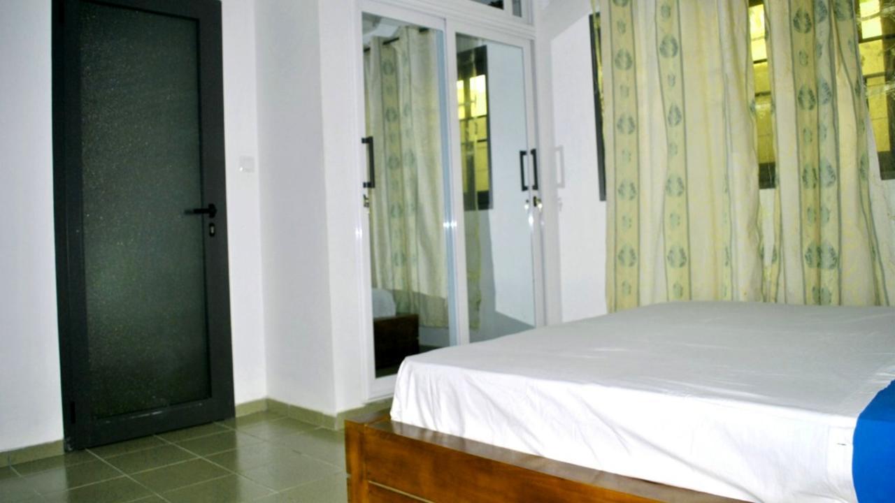 Villa Beach Avepozo Lome Bagian luar foto