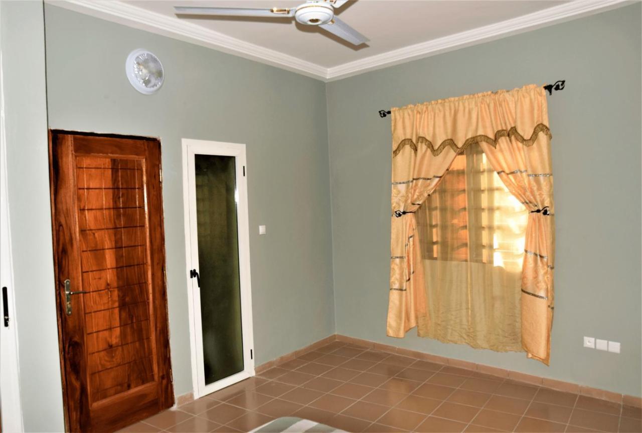 Villa Beach Avepozo Lome Bagian luar foto